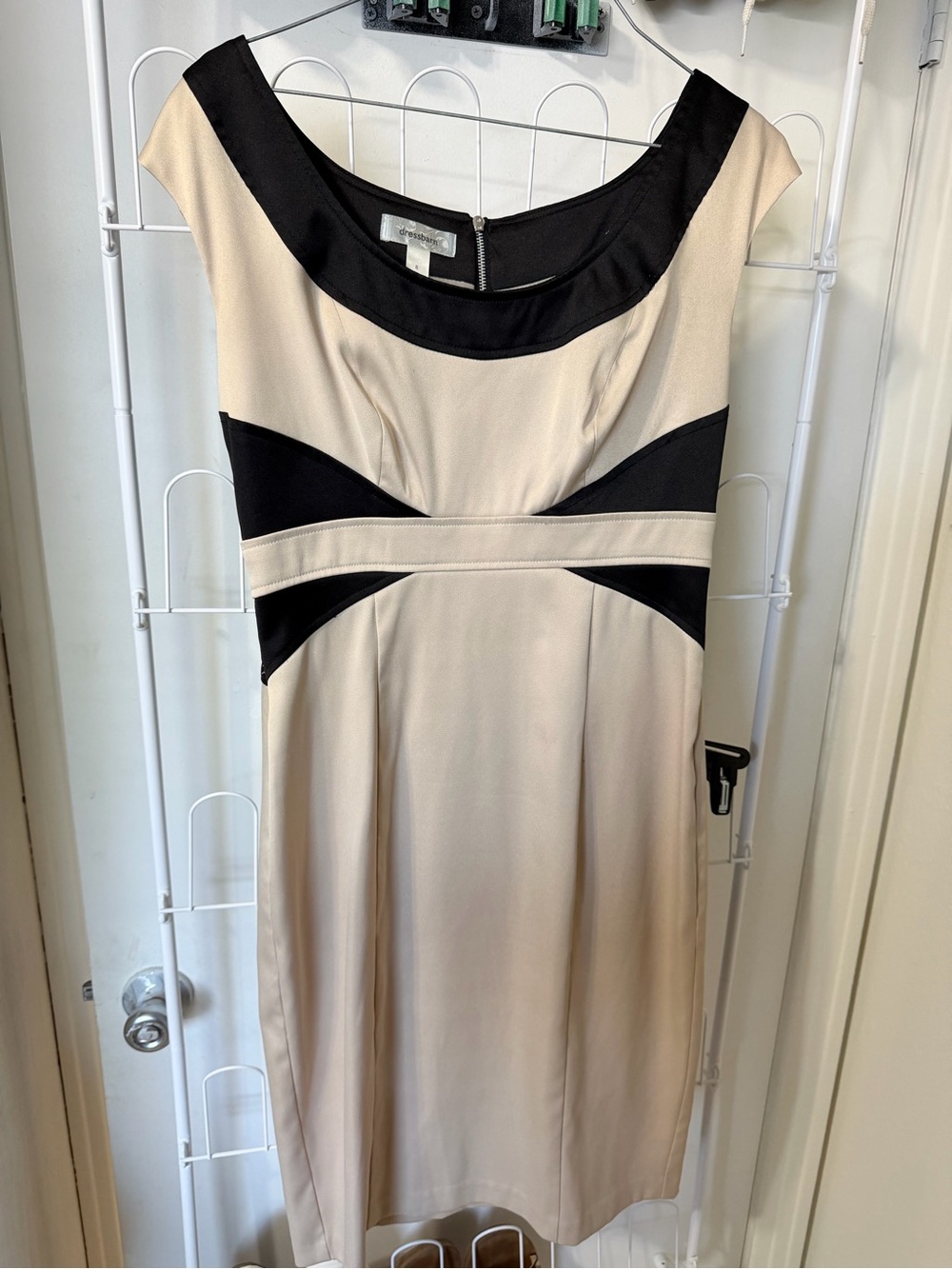 dressbarn Beige and Black Colorblock Sheath Dress